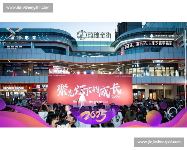 聚光灯下的电竞赛事解说员成长与荣耀之路幕后故事与激情岁月